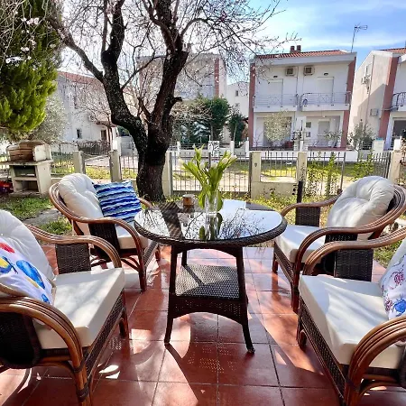 The Almond Tree Nikiti (Sithonia)